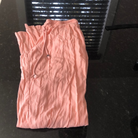 Super cute volcom pants - Picture 1 of 6